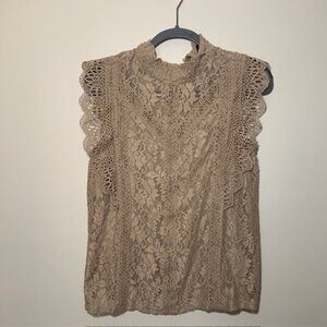 NWOT Cable & Gauge Women's Lace Crochet Nude Romantic Neutral Top - Size L